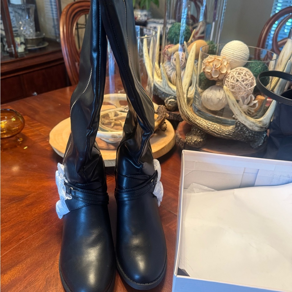 Black Knee-High Leather Boots